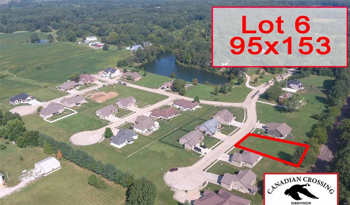 362 Canadian DR, Staunton, IL 62088