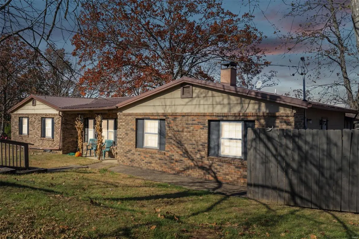 4665 Liberty School Rd, Hillsboro, MO 63050