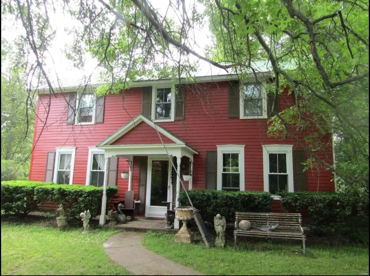 3986 Highway E, New Haven, MO 63068