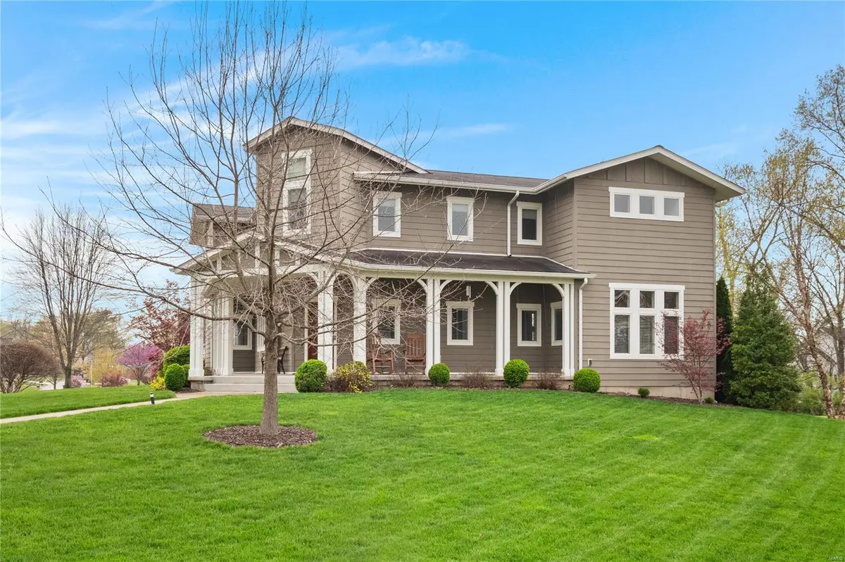 11700 Fawnridge DR, Des Peres, MO 63131