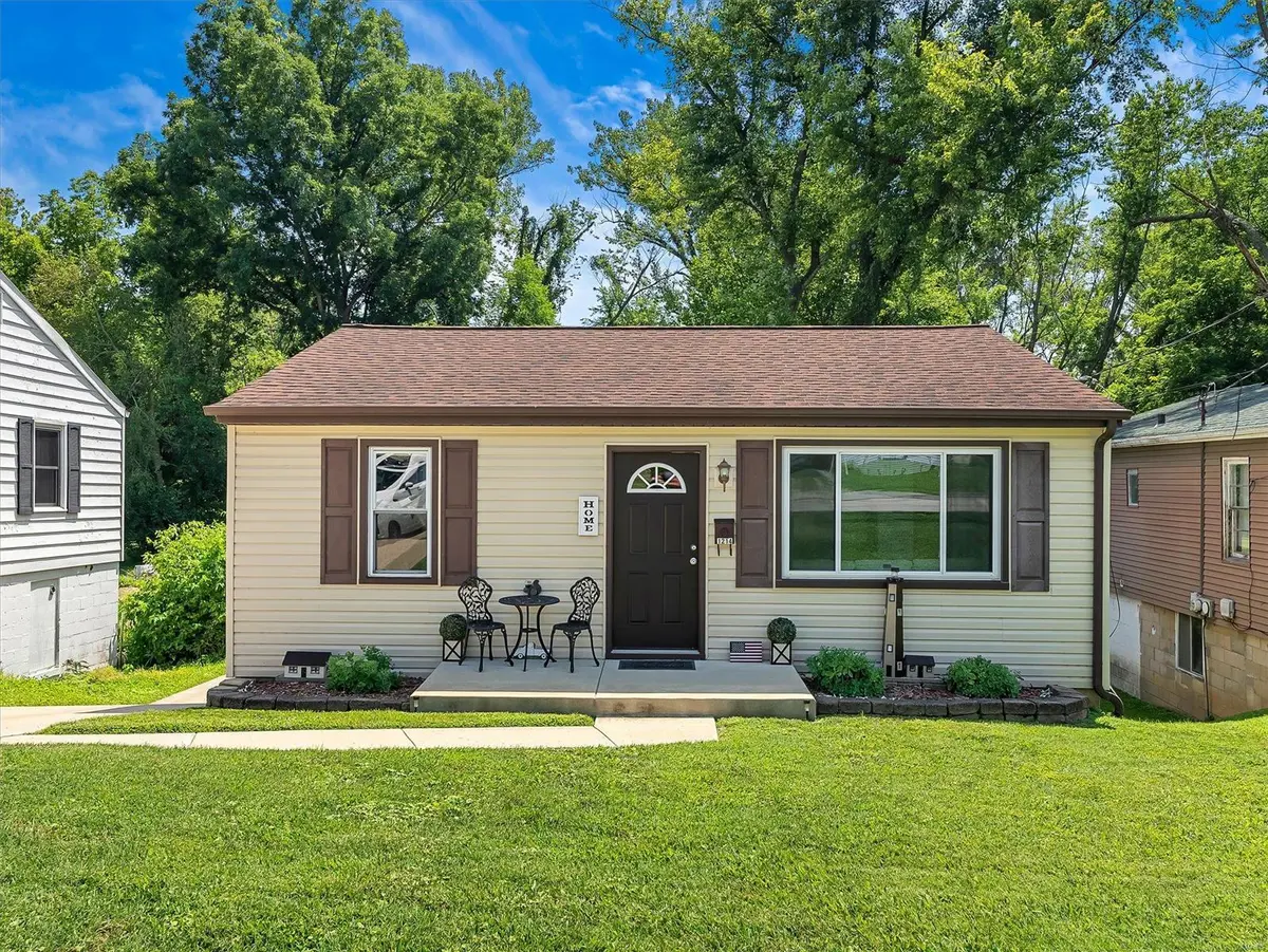 1214 West Congress, Pacific, MO 63069
