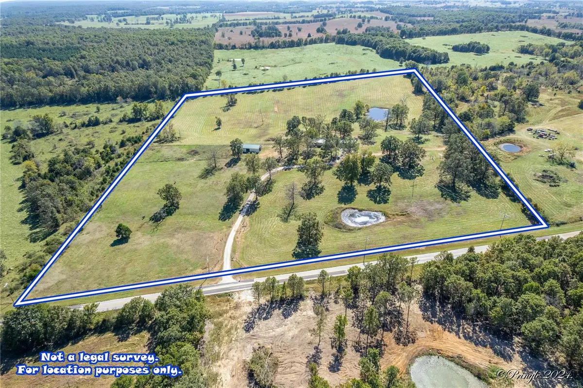 3376 State Route 142, Moody, MO 65777