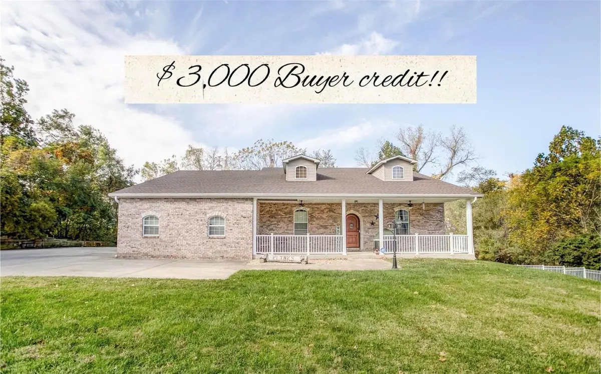25 Red Rose DR, Collinsville, IL 62234