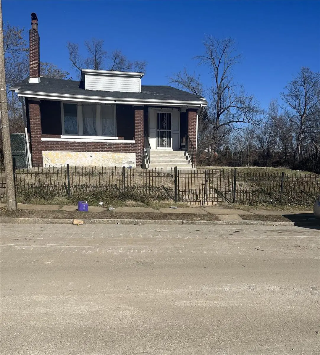 5949 Wabada AVE, St Louis, MO 63112