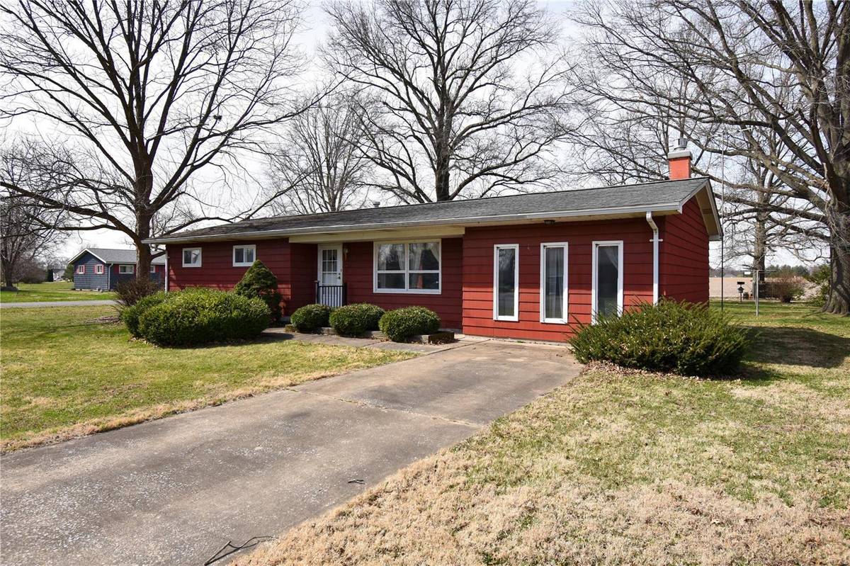 425 Filmore ST, Worden, IL 62097