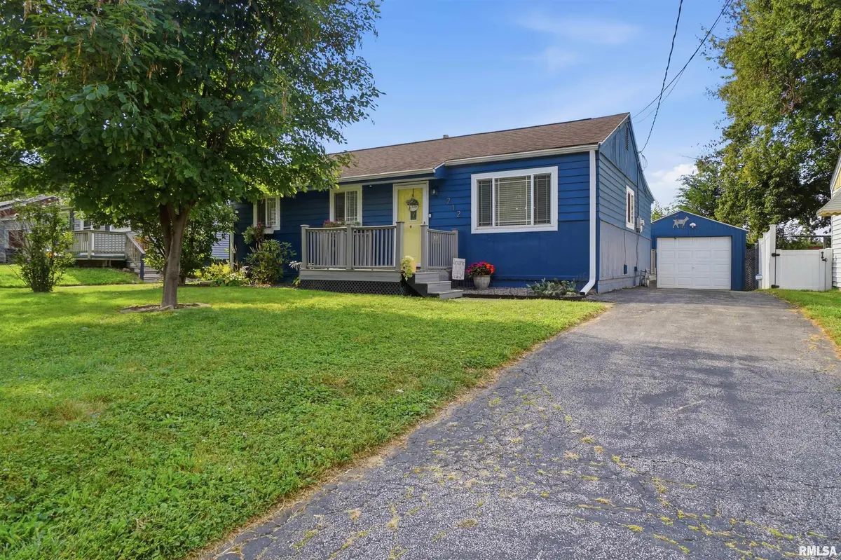 712 E DIVISION AVE, Peoria Heights, IL 61616