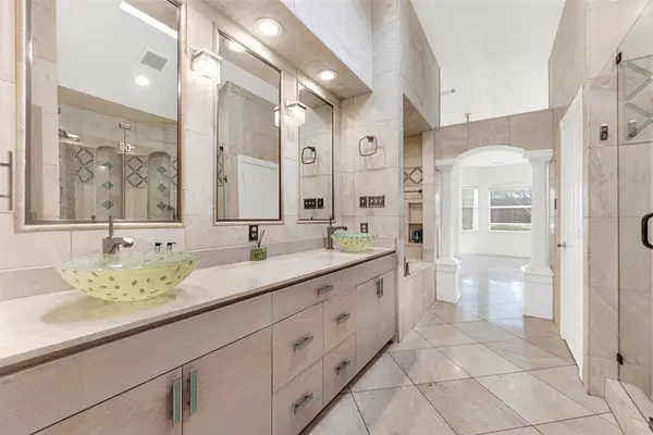 6064 BUFFRIDGE Trail, Dallas, TX 75252