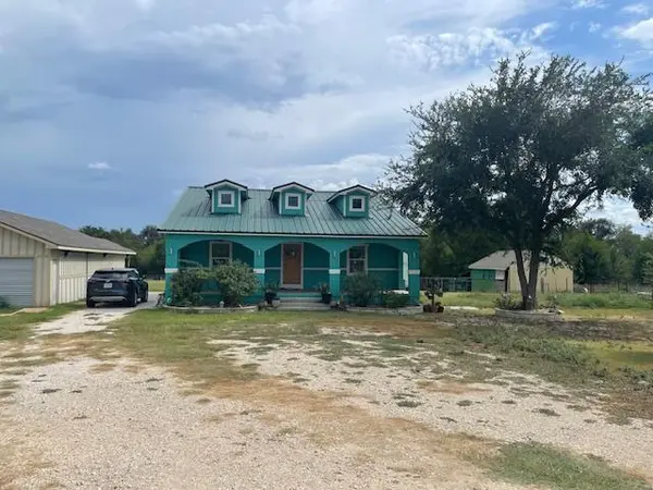50 Dusty Dam RD, Coupland, TX 78615