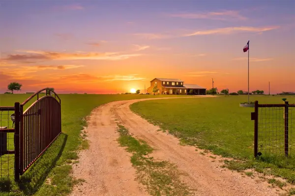 10751 County Road 210, Bertram, TX 78605
