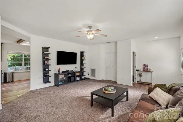 5914 Ruffner CT, Wingate, NC 28174
