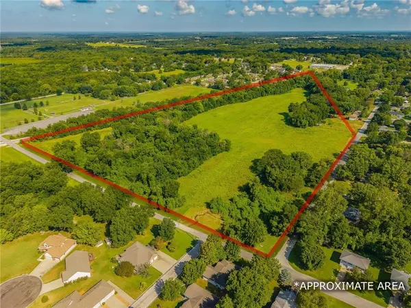 1513 S Water ST #S, Clinton, MO 64735