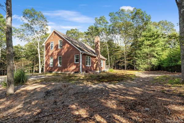 9 Wood Lot Lane, East Hampton, NY 11937