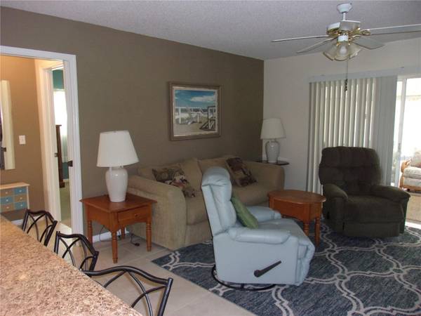 1814 COLUMBINE PL, Sun City Center, FL, 33573 photo 9