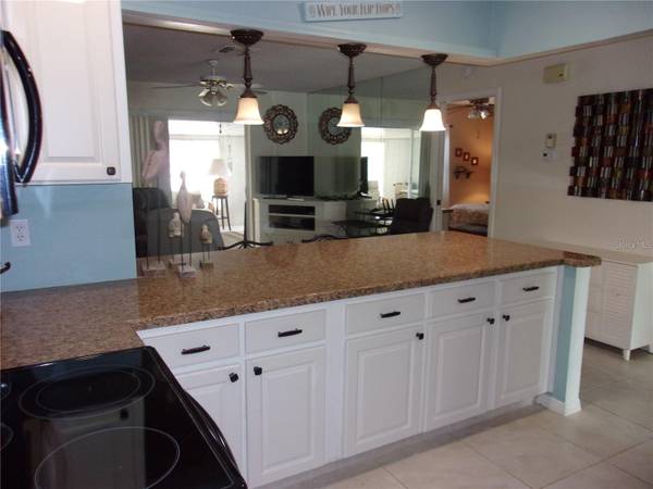 1814 COLUMBINE PL, Sun City Center, FL, 33573 photo 7