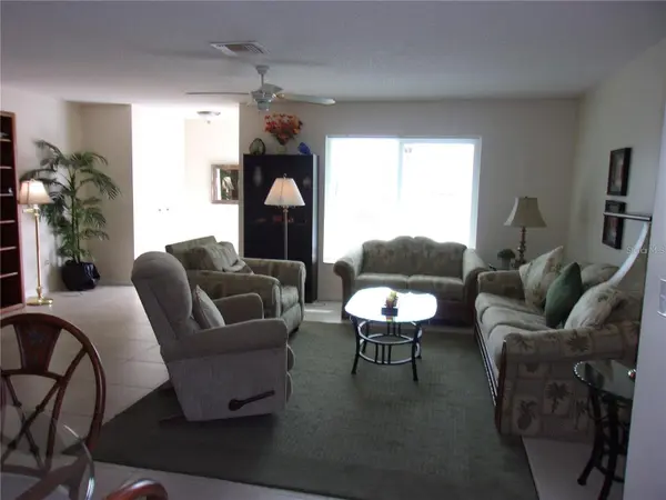 1814 COLUMBINE PL, Sun City Center, FL 33573