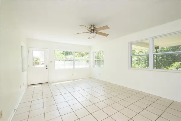 1006 NE 12TH AVE, Gainesville, FL 32601