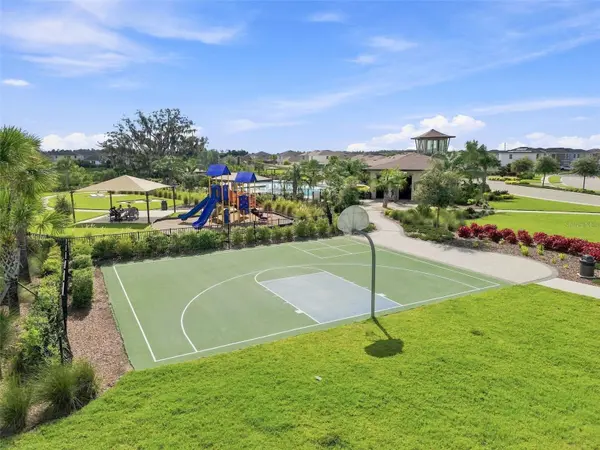 2763 COMMON FIG RUN, Wesley Chapel, FL 33543