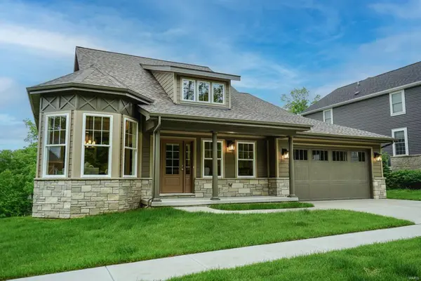 44 Ponca Trails, Kirkwood, MO 63122