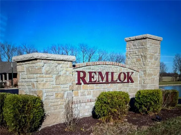 811 Olivers WAY,  Waterloo,  IL 62298