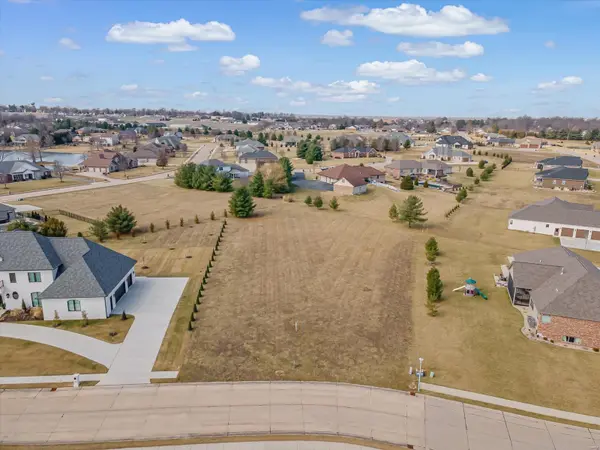 811 Olivers WAY, Waterloo, IL 62298