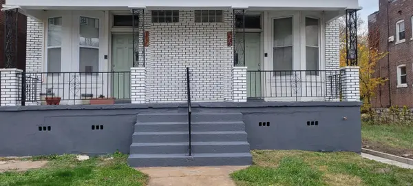 1232 N 1232 N Euclid, St Louis, MO 63113
