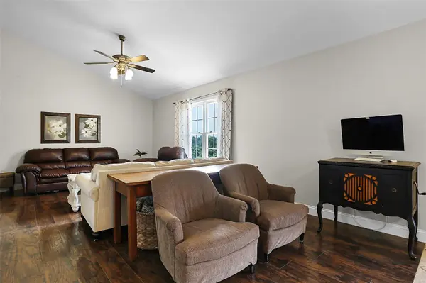 190 Alexander Estates DR, Washington, MO 63090