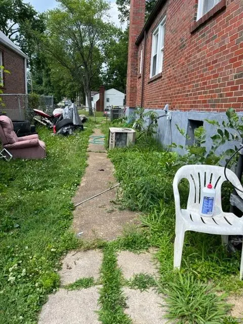 6570 Corbitt AVE, University City, MO 63130