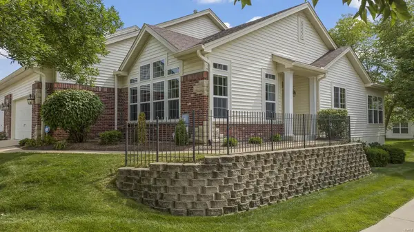 313 Solar Terrace CT, Chesterfield, MO 63017