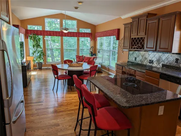 313 Solar Terrace CT, Chesterfield, MO 63017