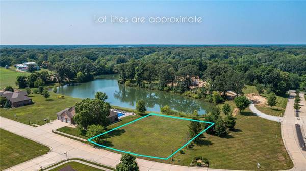 1551 Canvas Back DR, Staunton, IL 62088