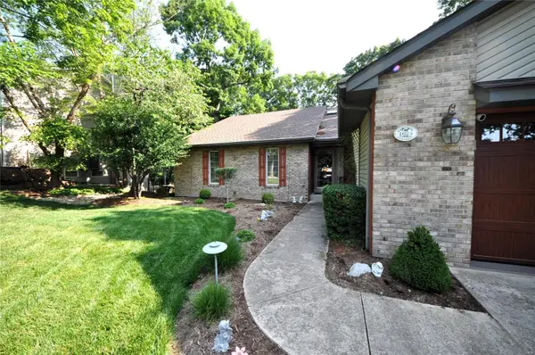 1624 Rockfern DR, High Ridge, MO 63049