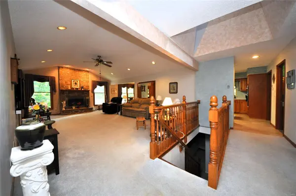 1624 Rockfern DR, High Ridge, MO 63049