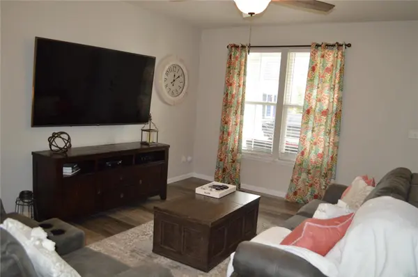 3516 Broad ST, St Charles, MO 63301