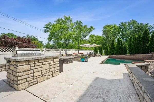 11805 Craig Manor DR, Unincorporated, MO 63146