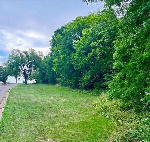 1510 Villa DR, De Soto, MO 63020