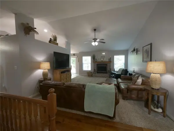 619 Louisbourg DR, Hillsboro, MO 63050