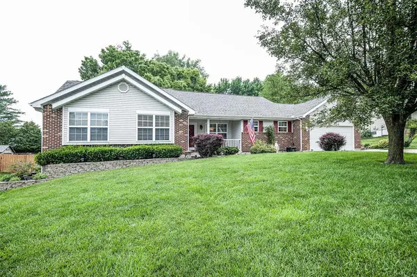4648 Briargate DR, St Charles, MO 63304