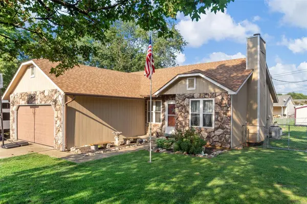 5 Bradley CT,  Desloge,  MO 63601