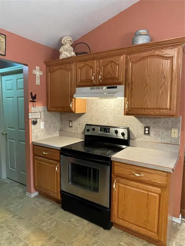 5953 Peachtree Drive, Hillsboro, MO 63050