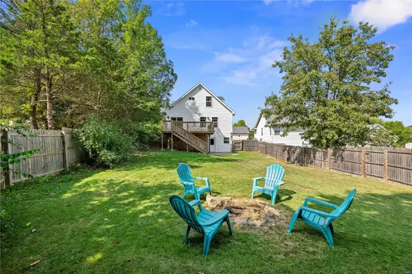 330 Indian Head Lodge RD, Wright City, MO 63390