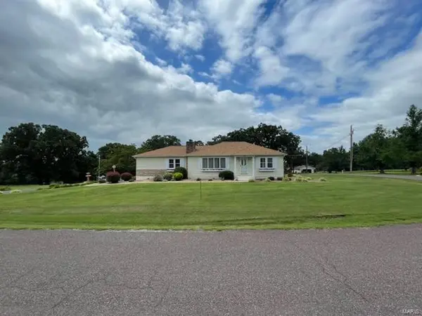 650 College Heights RD,  De Soto,  MO 63020
