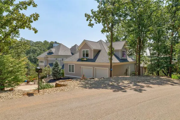 1702 N Capri DR, Bonne Terre, MO 63628