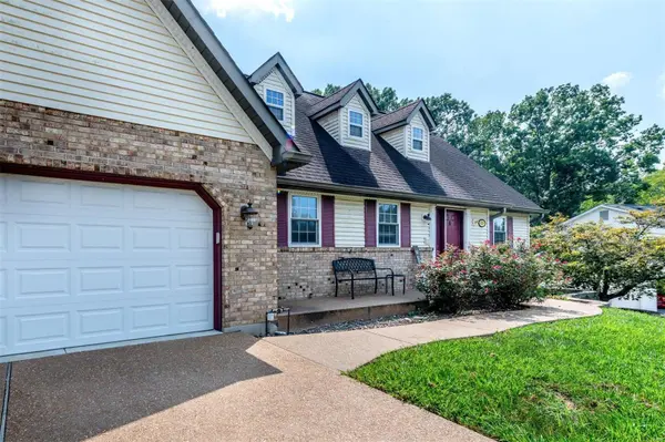 6518 Covington Oaks DR, Cedar Hill, MO 63016
