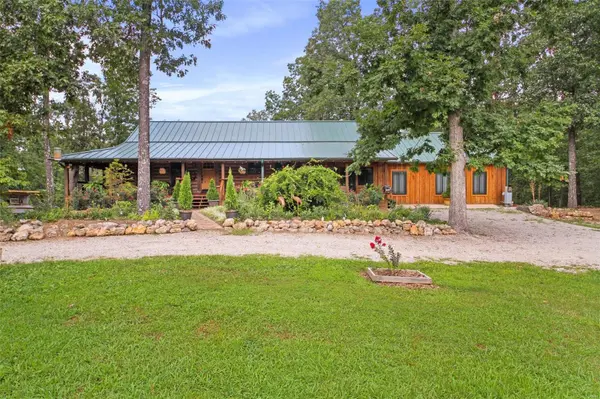 3507 County Road 4660, Pomona, MO 65789