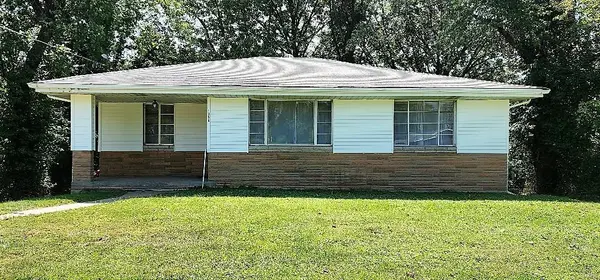 1356 Shepley DR, St Louis, MO 63137