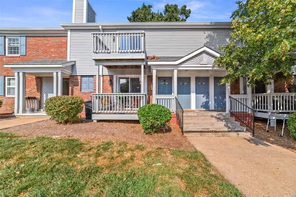 1735 Redbird CV,  Brentwood,  MO 63144