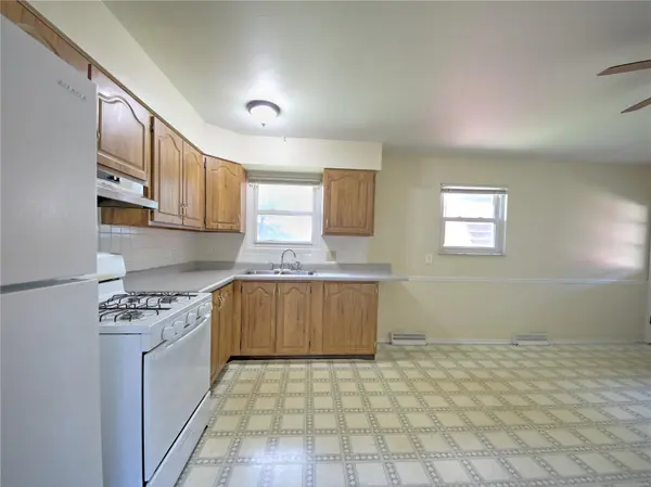 744 Mary Jo LN, Hazelwood, MO 63042