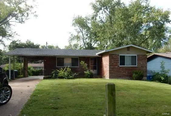 8432 Jacklin AVE, Hazelwood, MO 63042