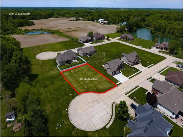 385 S Gadwall CT, Staunton, IL 62088