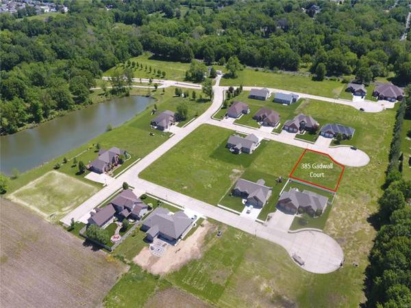 385 S Gadwall CT, Staunton, IL 62088